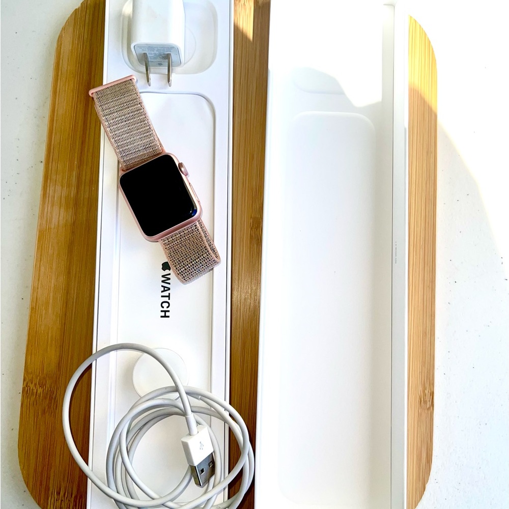 Like New Rose Gold Apple Watch